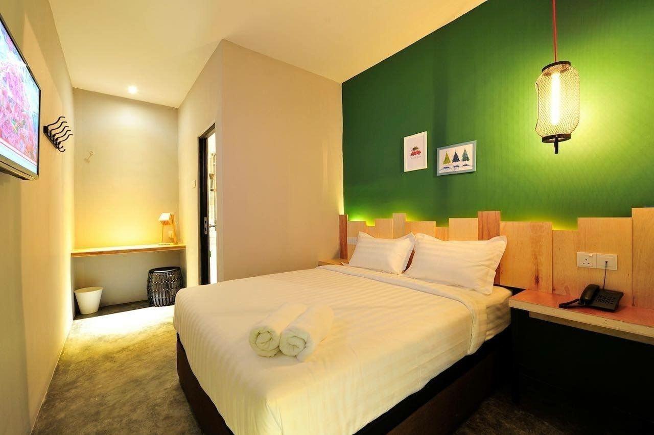 Finess Basic Hotel Малакка Экстерьер фото
