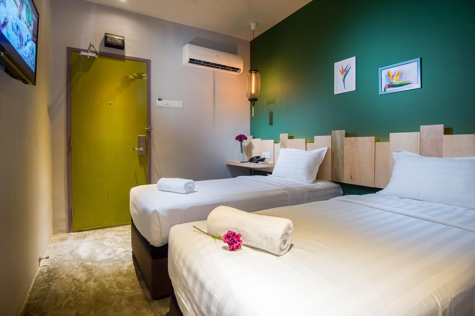 Finess Basic Hotel Малакка Экстерьер фото