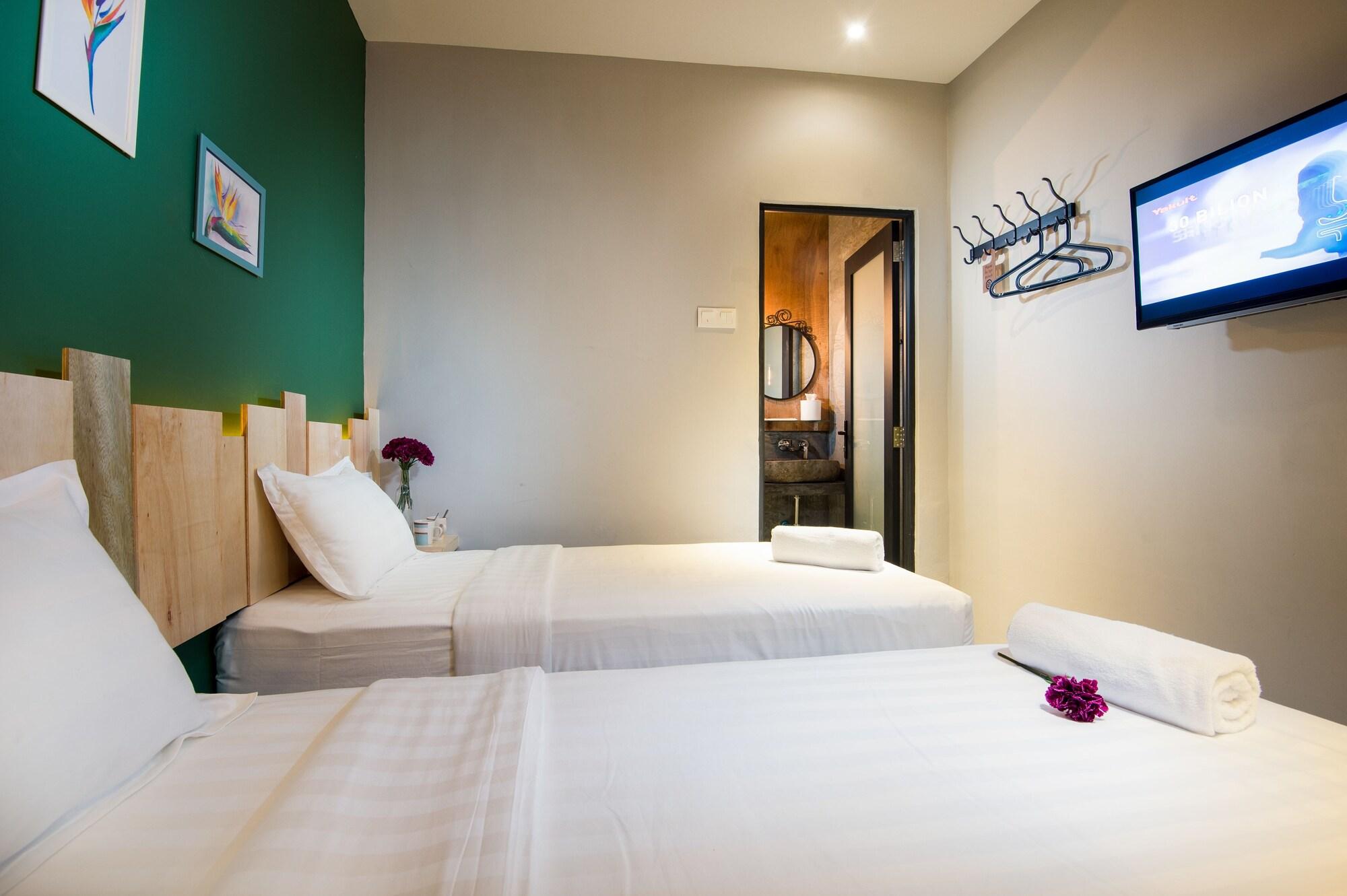 Finess Basic Hotel Малакка Экстерьер фото