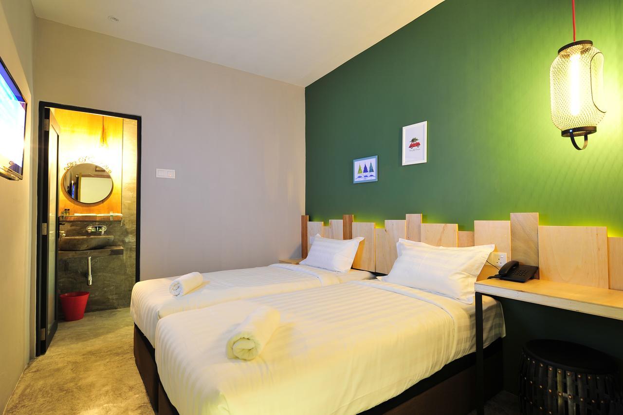 Finess Basic Hotel Малакка Экстерьер фото